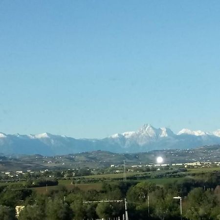 Il Cielo In Una Stanza Hotel Giulianova Buitenkant foto
