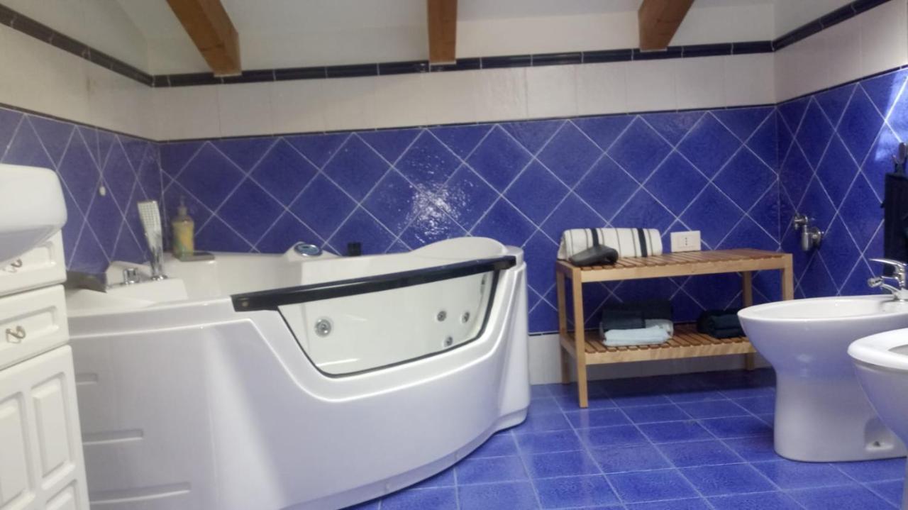 Il Cielo In Una Stanza Hotel Giulianova Buitenkant foto