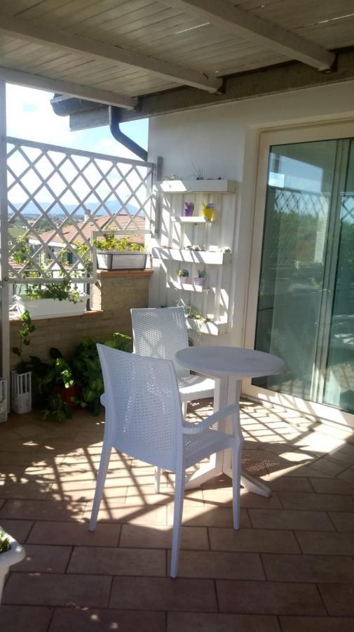 Il Cielo In Una Stanza Hotel Giulianova Buitenkant foto